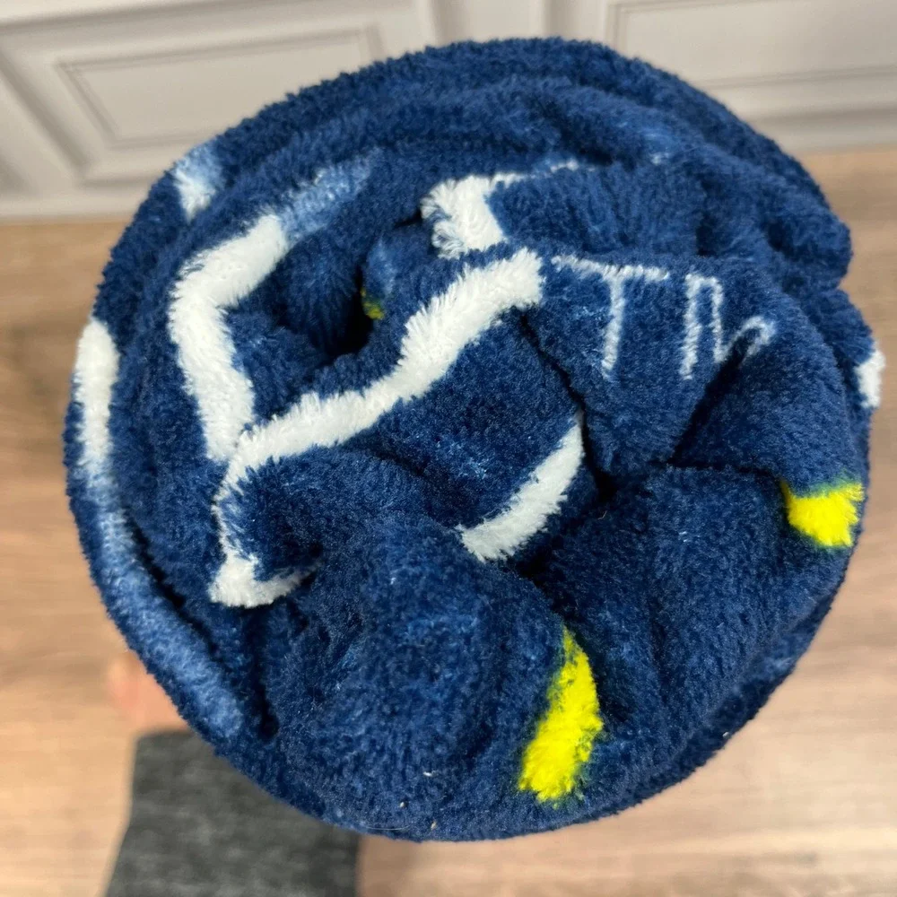 Michigan Wolverines Blanket Logo Brands 50x60 Navy Blue Classic‎ Fleece
